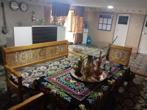 Zuhro Guest house
